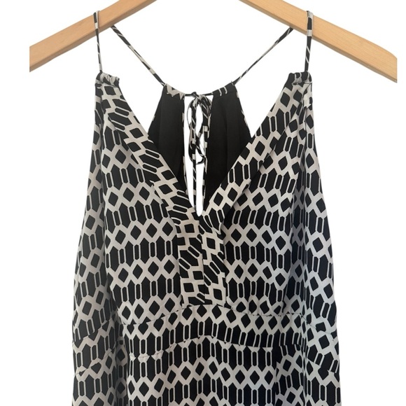 A Pea in the Pod Maxi Maternity Geometric Halter Dress Size Small Black White - Picture 9 of 9